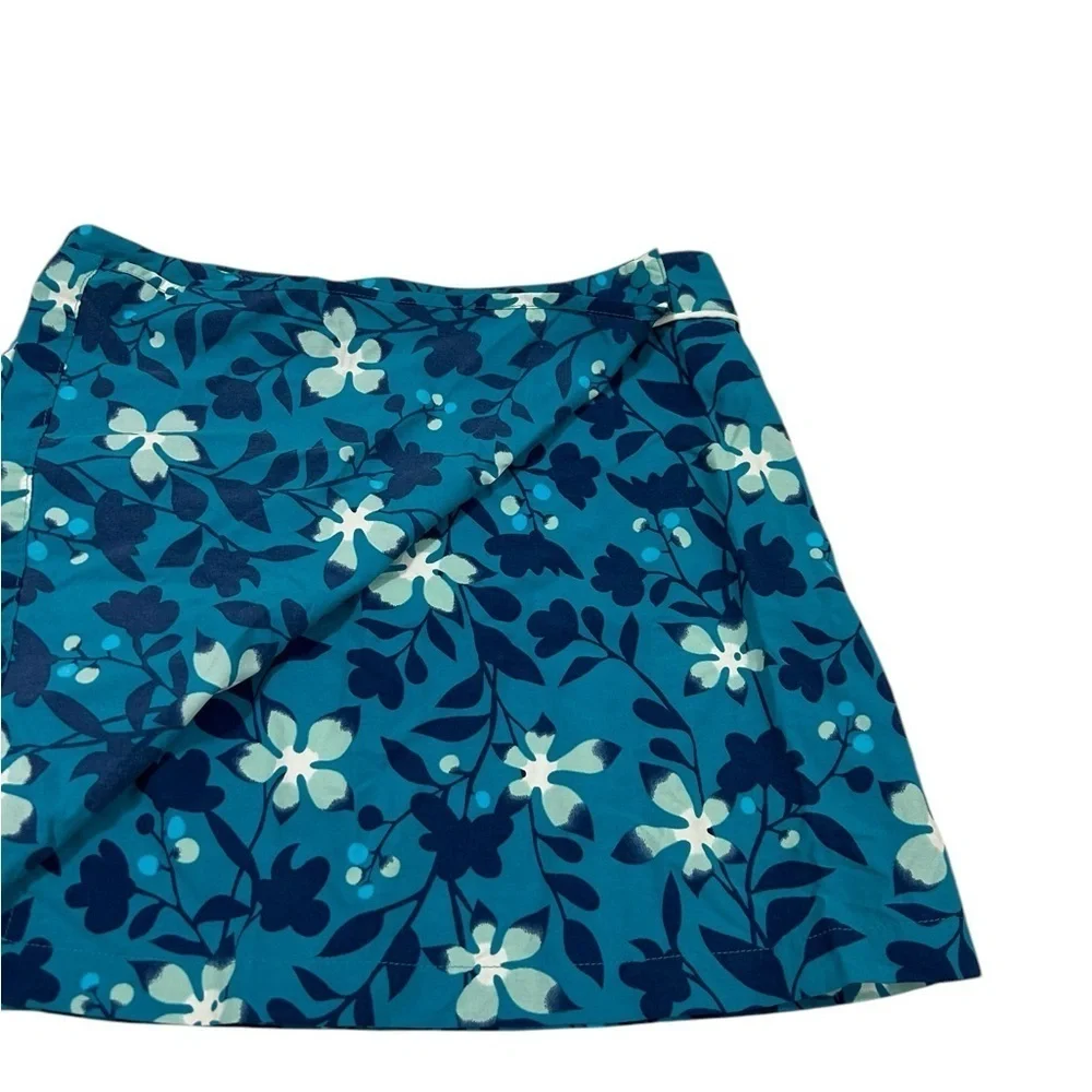 Patagonia Button Out Boardie Wrap Skirt Women’ 8 Blue Floral Snap Button Swim